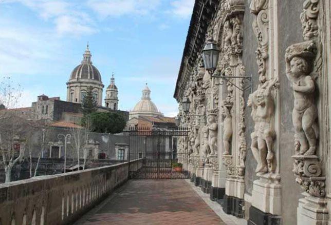 La Dimora Del Principe - Appartamento Catania Luaran gambar